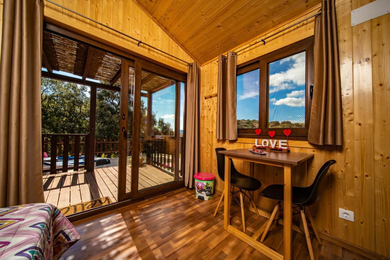 Camping Bungalow Serra De Prades Resort Vilanova de Prades Экстерьер фото